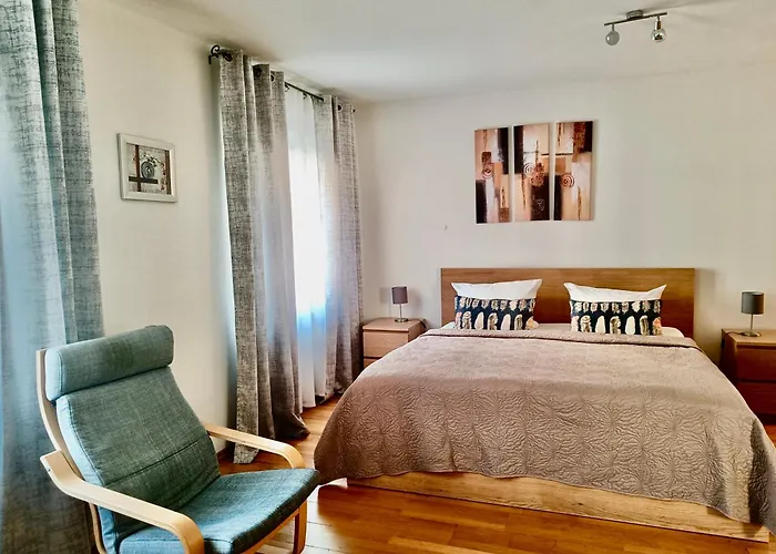 Am Zwinger دريسدن